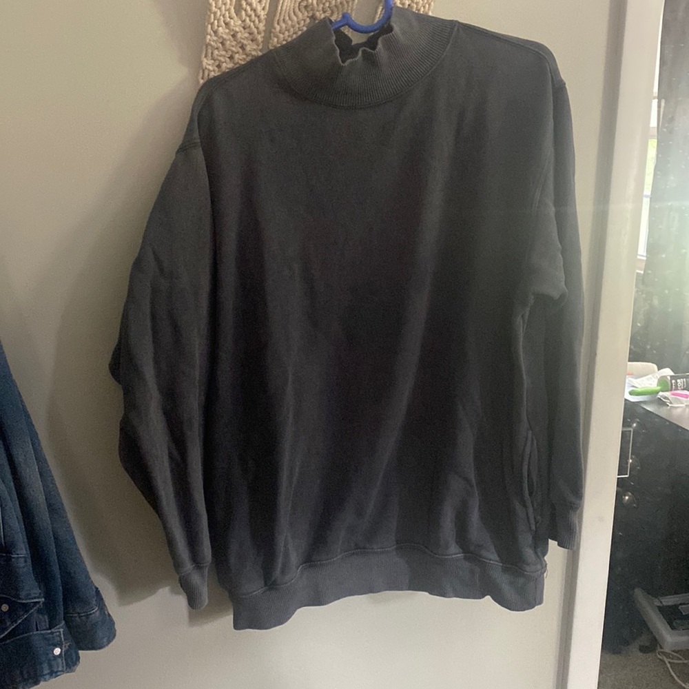 Aerie turtle neck sweater
